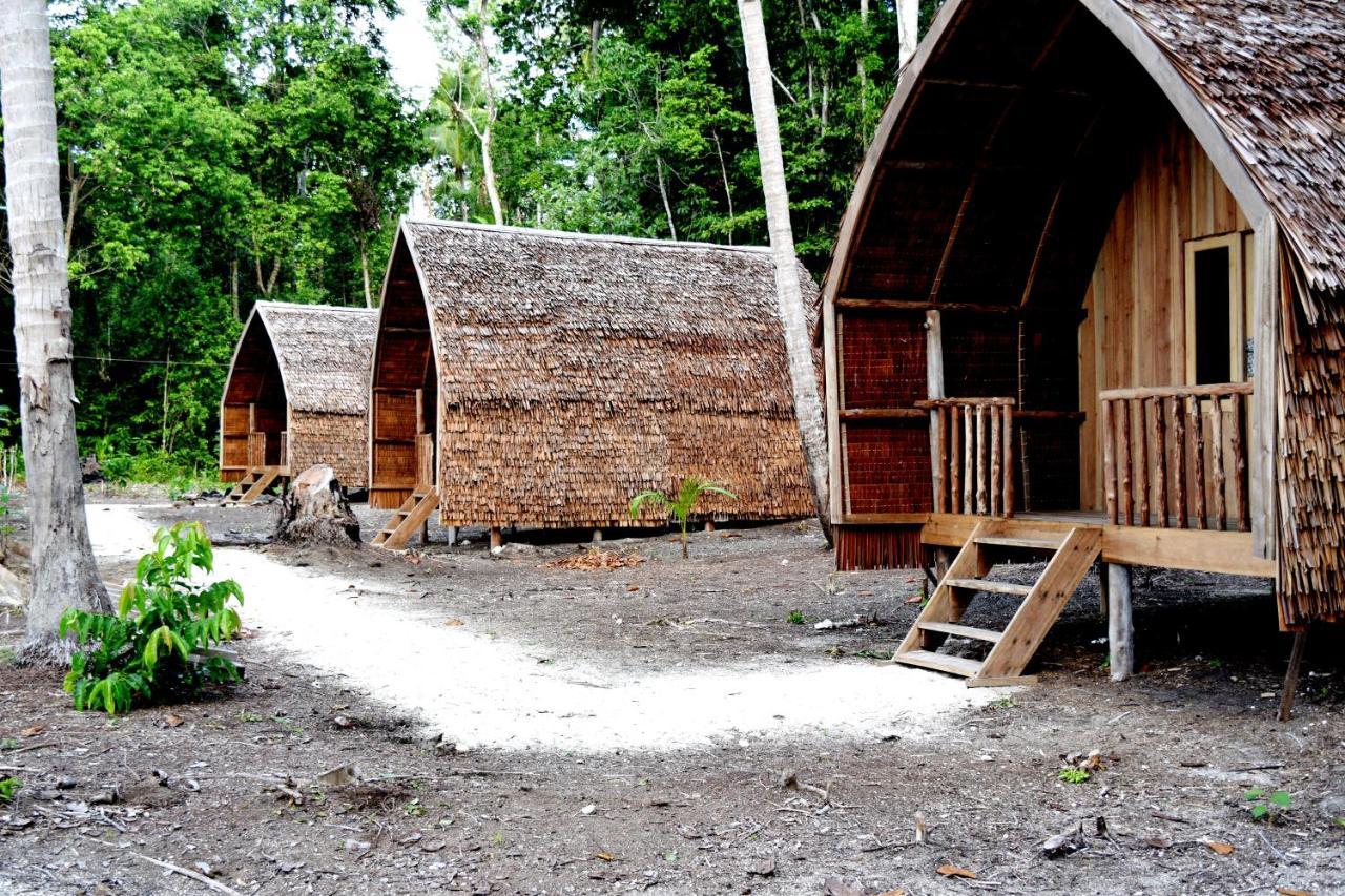 Tanjung Kalemo Resort Batudaka Dış mekan fotoğraf