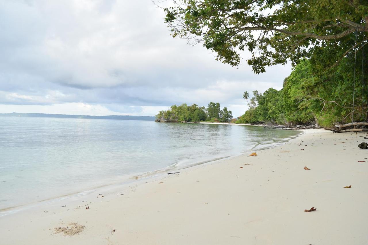 Tanjung Kalemo Resort Batudaka Dış mekan fotoğraf