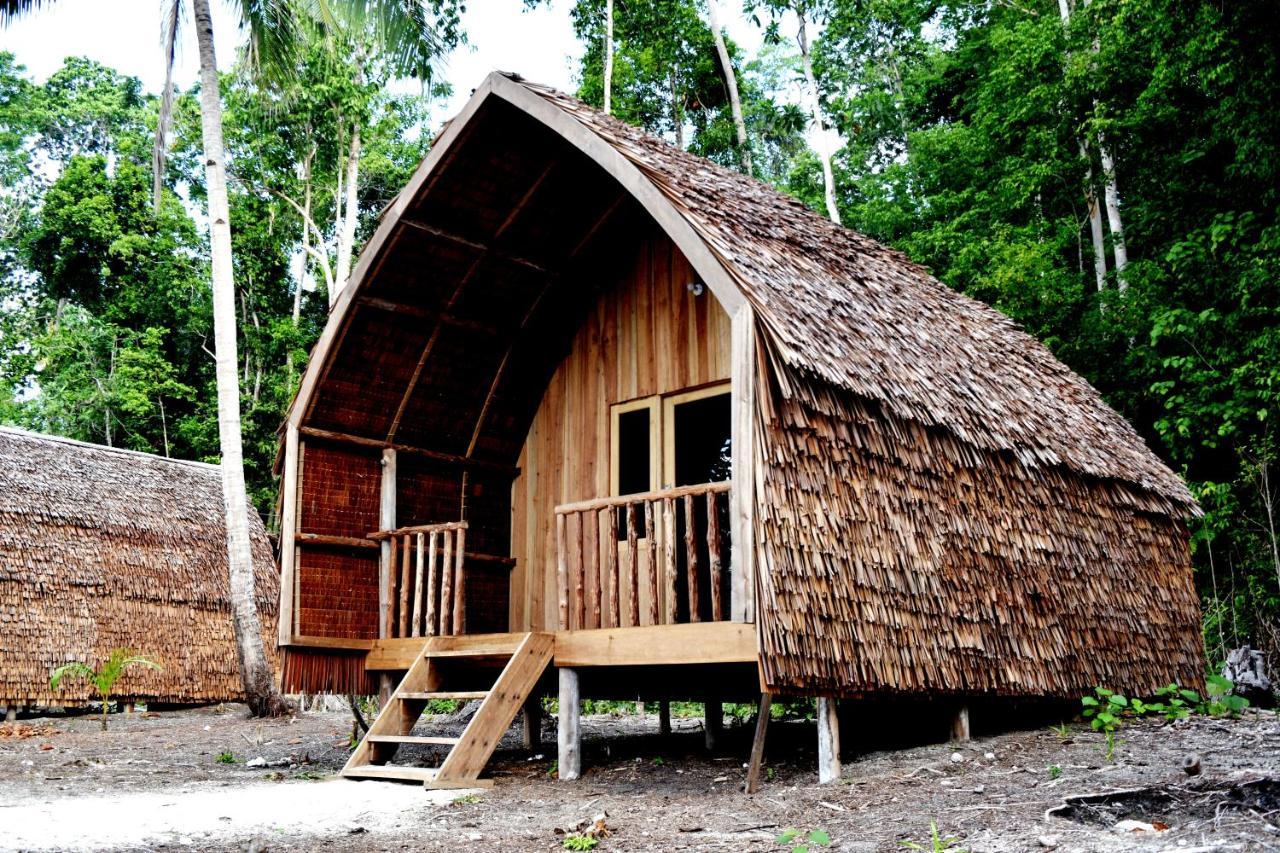 Tanjung Kalemo Resort Batudaka Dış mekan fotoğraf