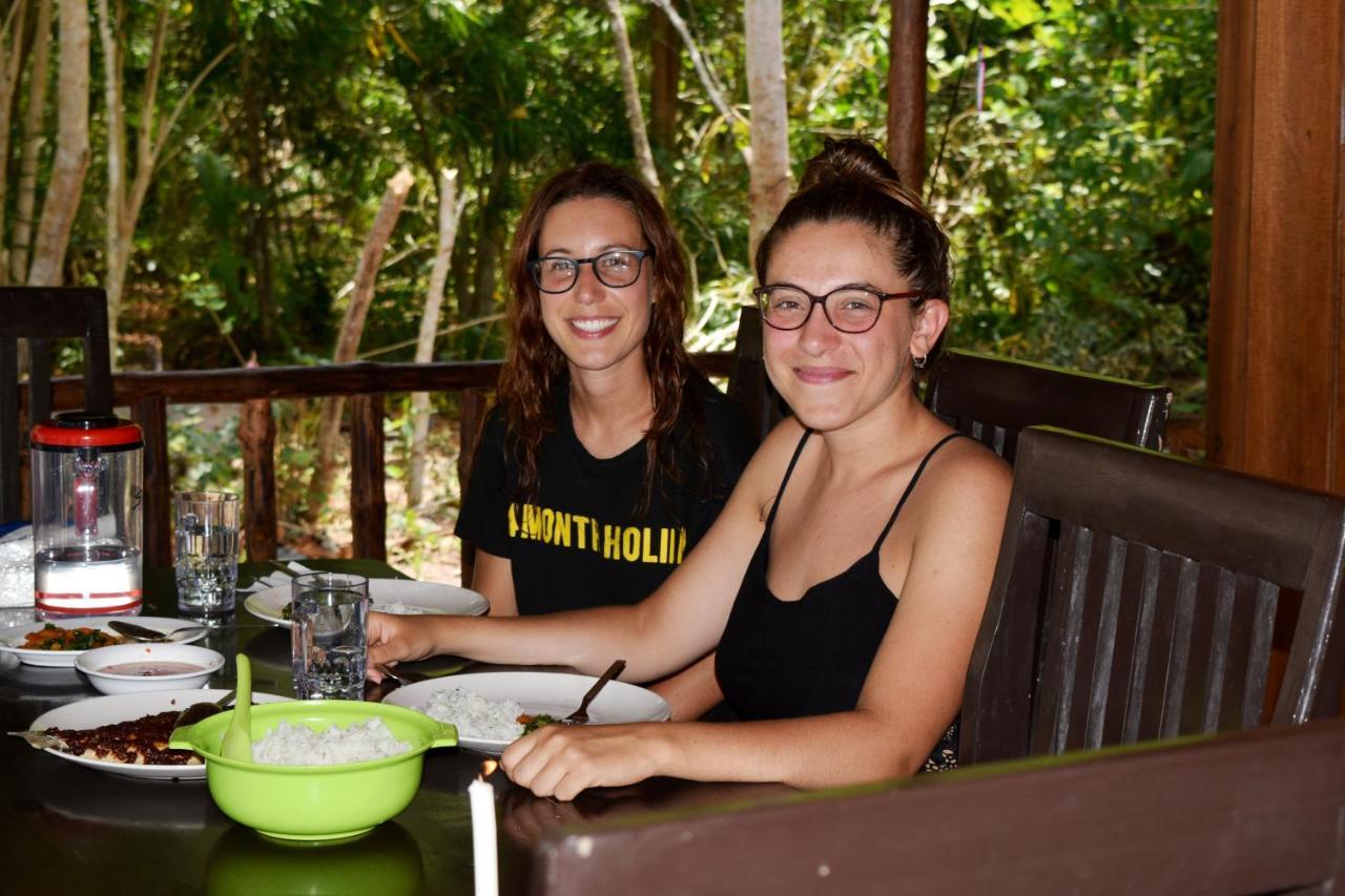 Tanjung Kalemo Resort Batudaka Dış mekan fotoğraf