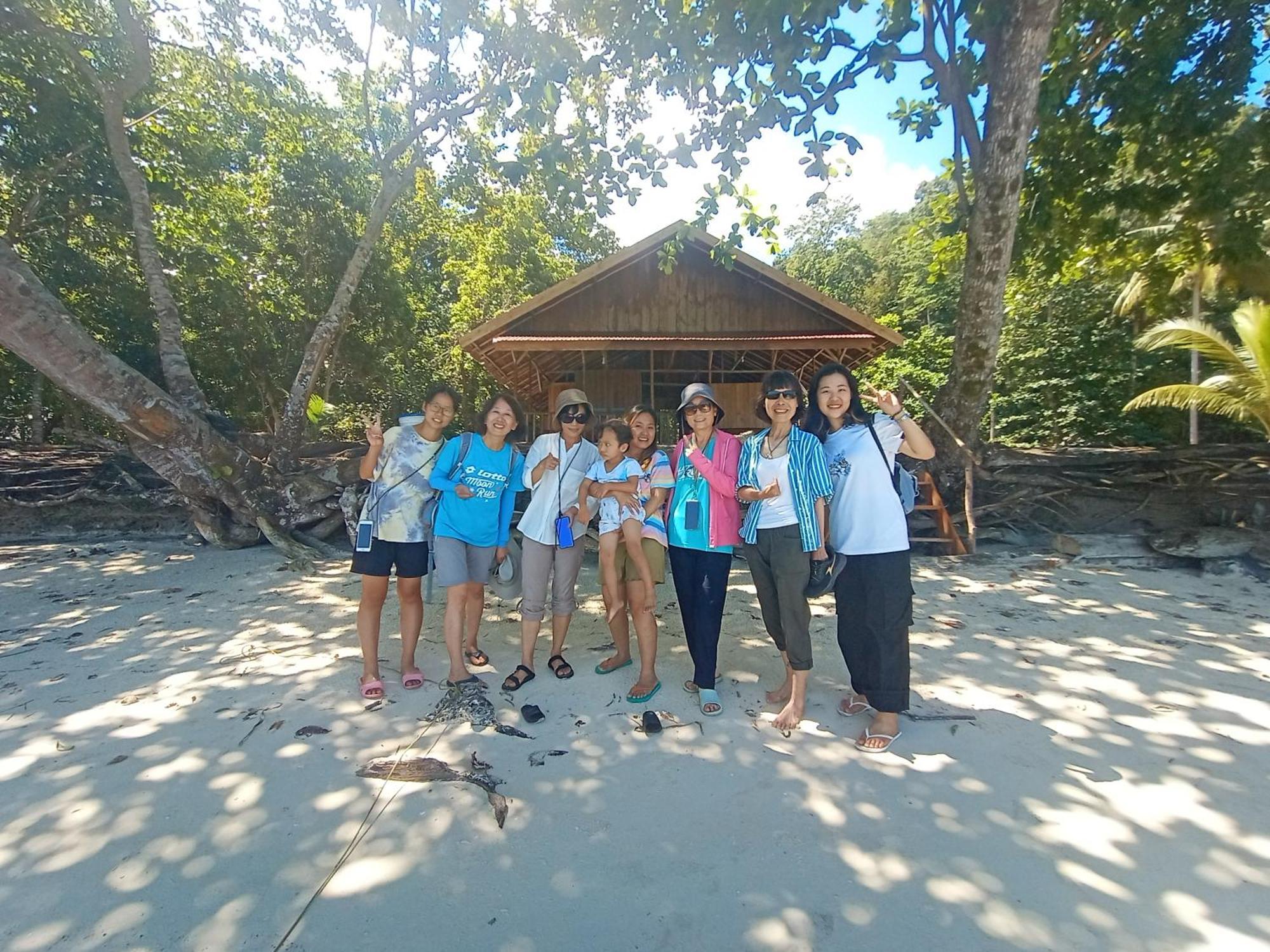 Tanjung Kalemo Resort Batudaka Dış mekan fotoğraf