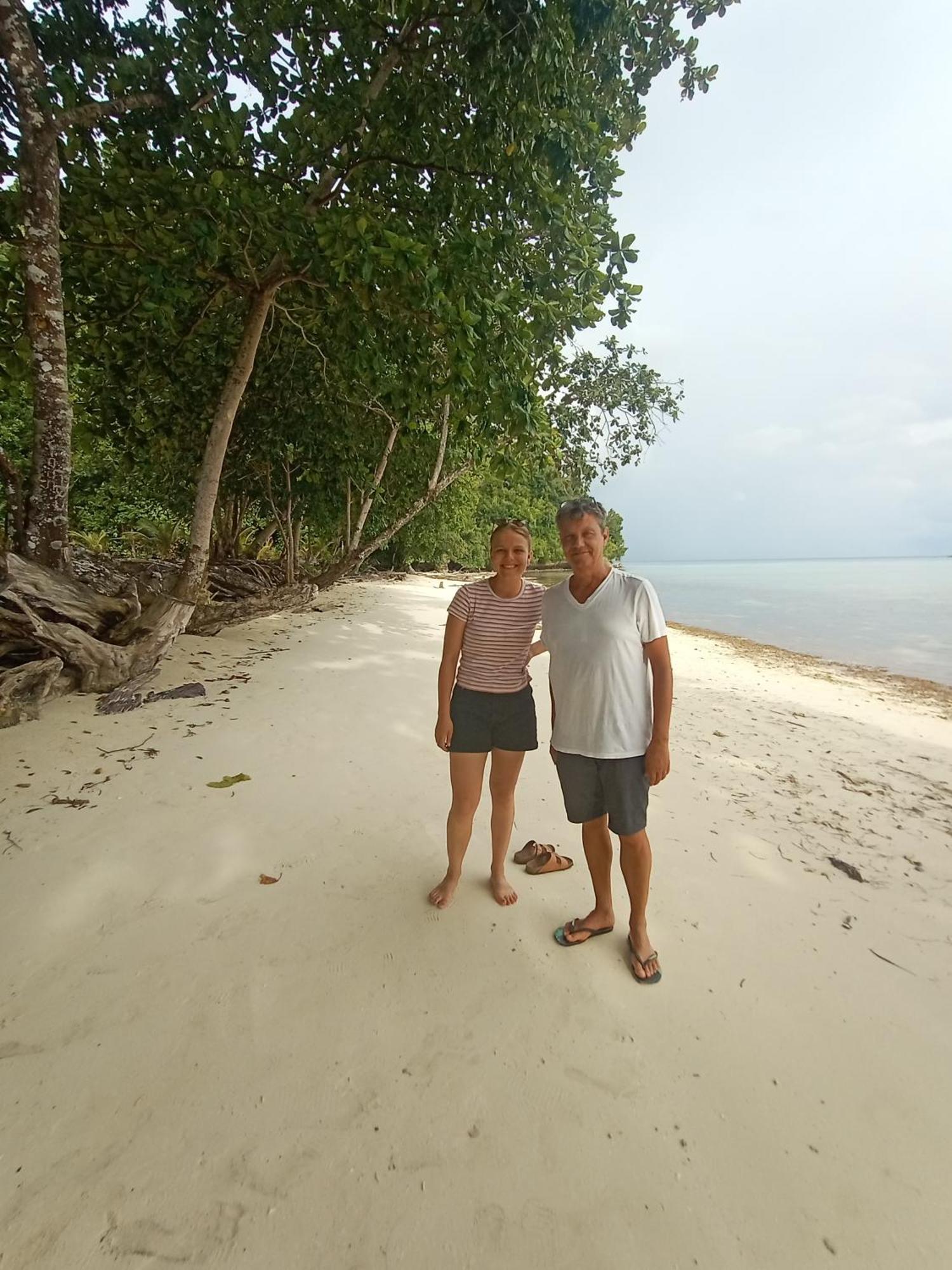 Tanjung Kalemo Resort Batudaka Dış mekan fotoğraf