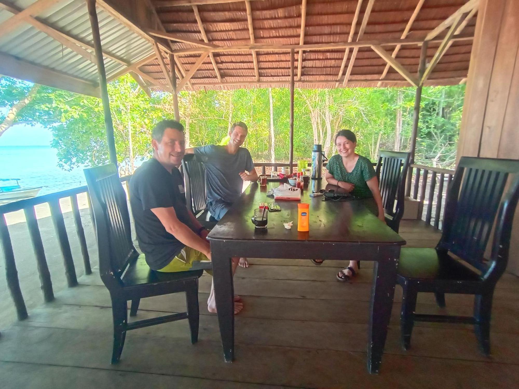 Tanjung Kalemo Resort Batudaka Dış mekan fotoğraf